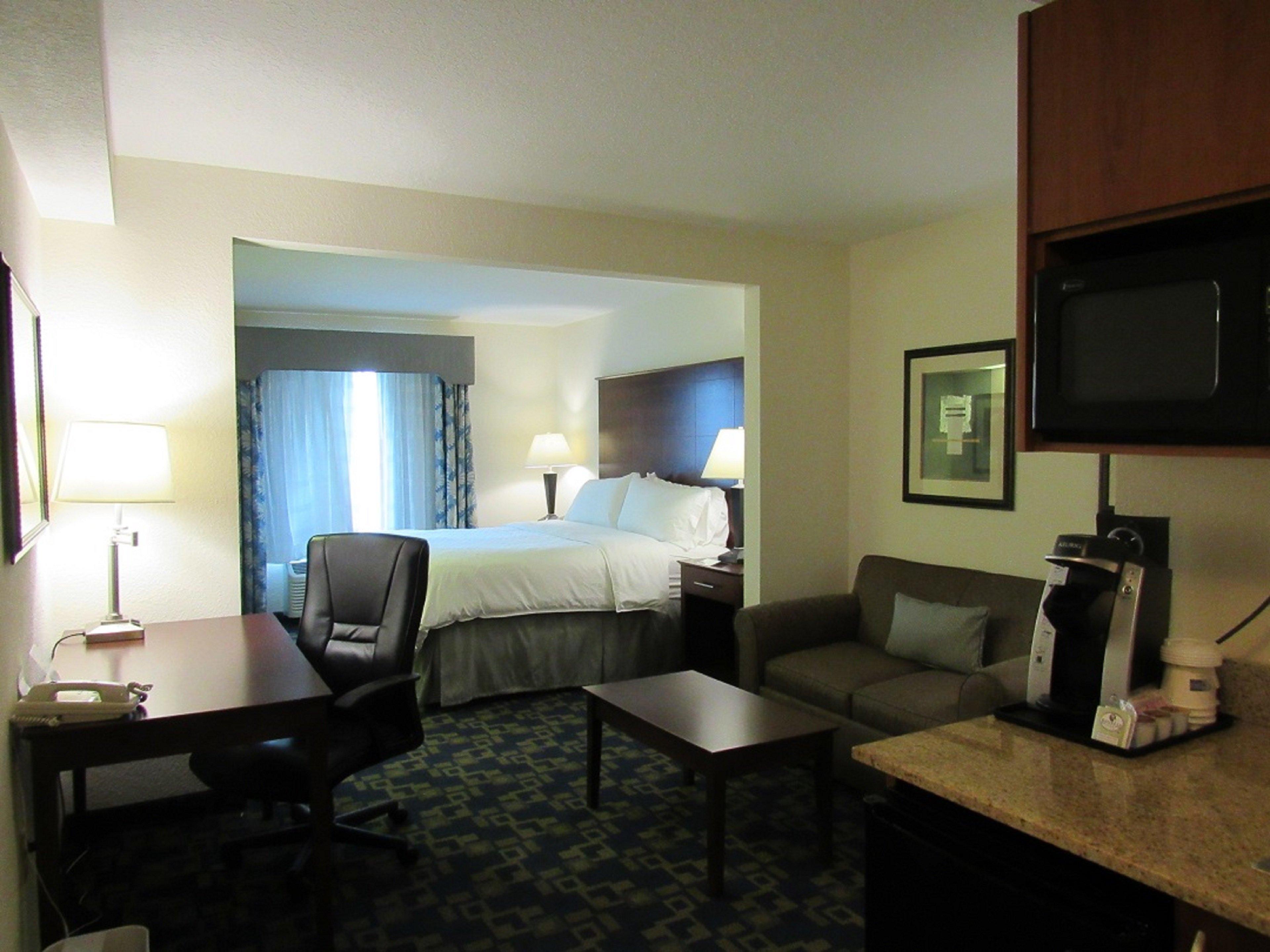 Holiday Inn Express & Suites Pembroke Pines-Sheridan St By Ihg Exterior foto