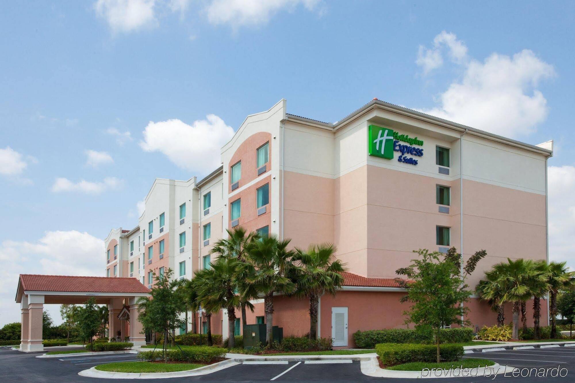 Holiday Inn Express & Suites Pembroke Pines-Sheridan St By Ihg Exterior foto